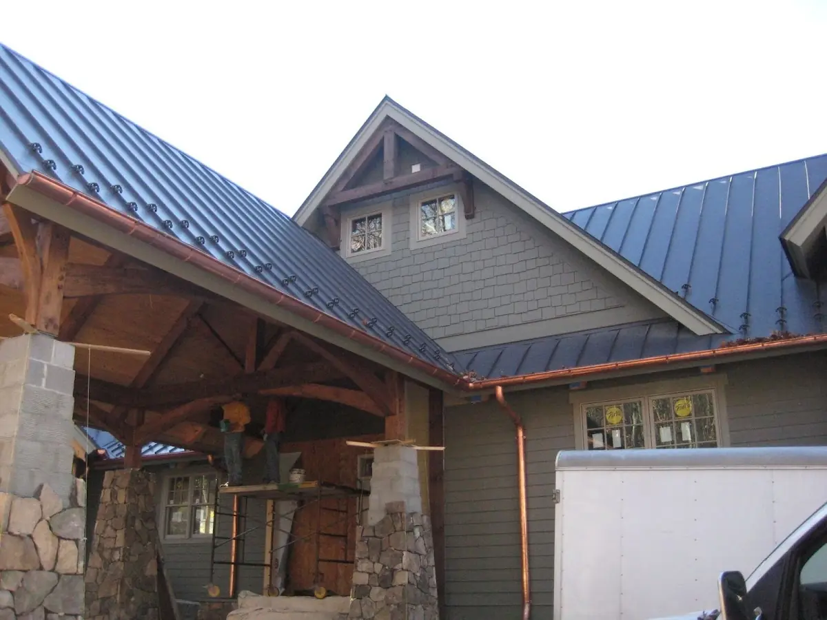 Craftsman Roofing team delivering quality roofing work in Quaker Neck Estates